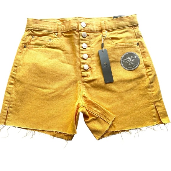 Tractr women’s high rise slim fit 4” shorts yellow size 0 NWT - Picture 1 of 10